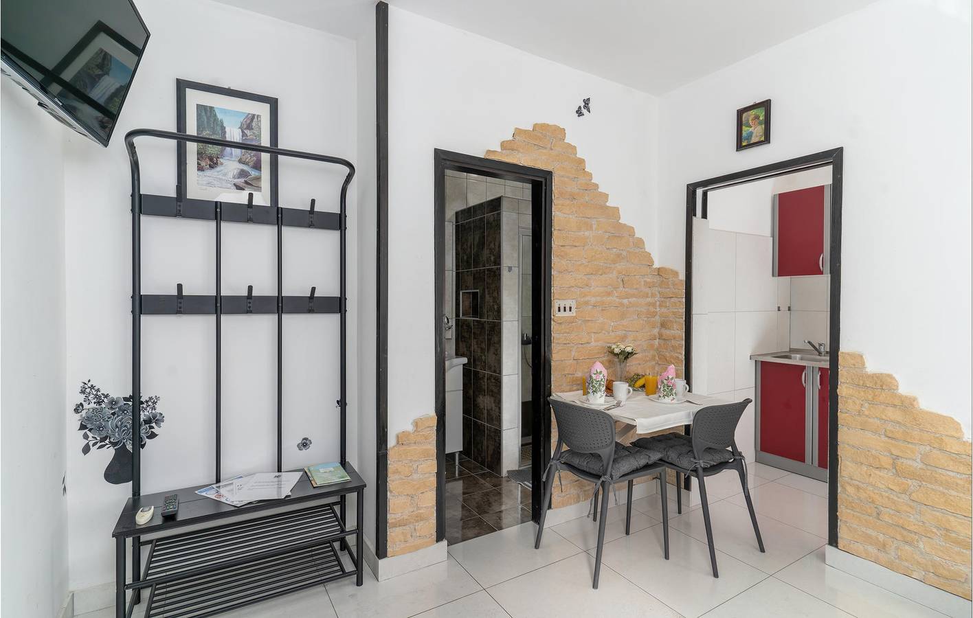 Ganze Ferienwohnung, Ferienwohnung für 4 Personen mit Terrasse in Krk Stadt, Krk