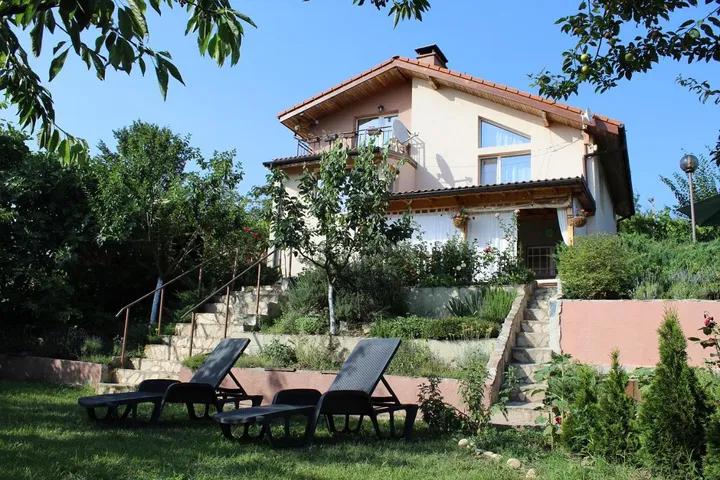 Ferienhaus für 10 Personen, mit Garten und Ausblick sowie Kinderpool, mit Haustier - 1