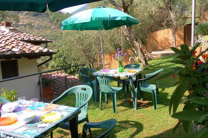 Casa vacanza per 4 persone, con giardino e terrazza nonché piscina - 1