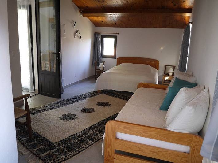 Gîte pour 3 personnes, avec piscine ainsi que jardin et terrasse dans le Gard - 4