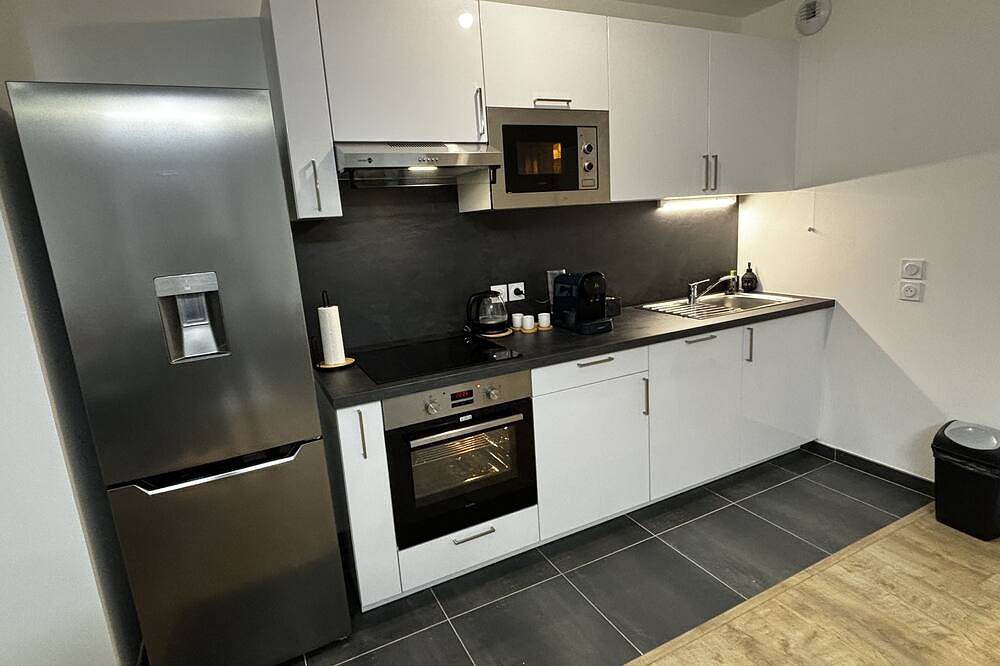 Entire apartment, Superbe Appartement 3 Pièces Chelles- Paris-disney 20min in Chelles, Seine-et-Marne