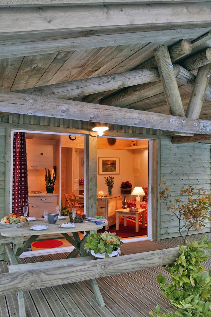 Chalet pour 4 personnes, avec vue et piscine dans le Gers - 3