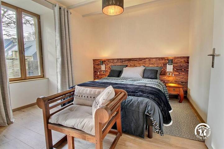 Location de vacances pour 4 personnes, avec piscine ainsi que jardin et terrasse à Saint-Gravé - 2