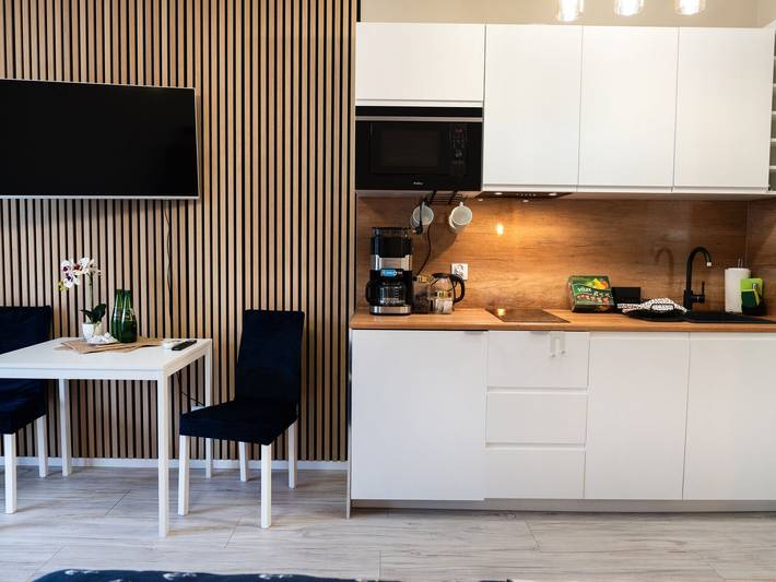 Lägenhet för 3 Personer, med pool samt bastu och bubbelpool i Polen