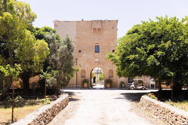 Agriturismo per 2 persone, con Terrazza e Giardino nonché Piscina e Panorama a Lecce
