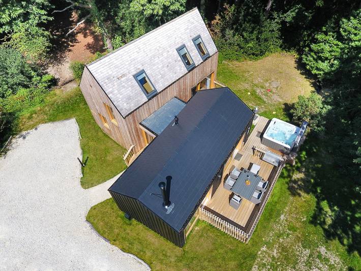 Lodge for 6 people, with hot tub and garden in Dorset