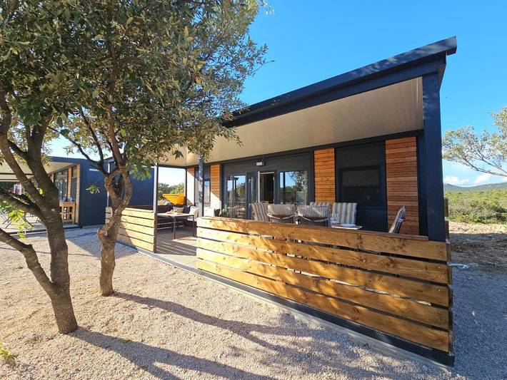 Camping pour 6 personnes, avec piscine et terrasse à Pirovac - 2
