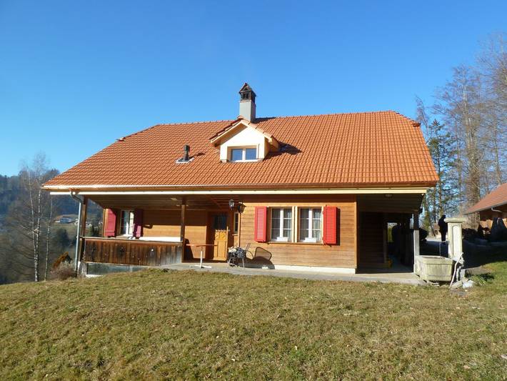 Ferienwohnung für 2 Personen, mit Terrasse und Garten im Berner Oberland