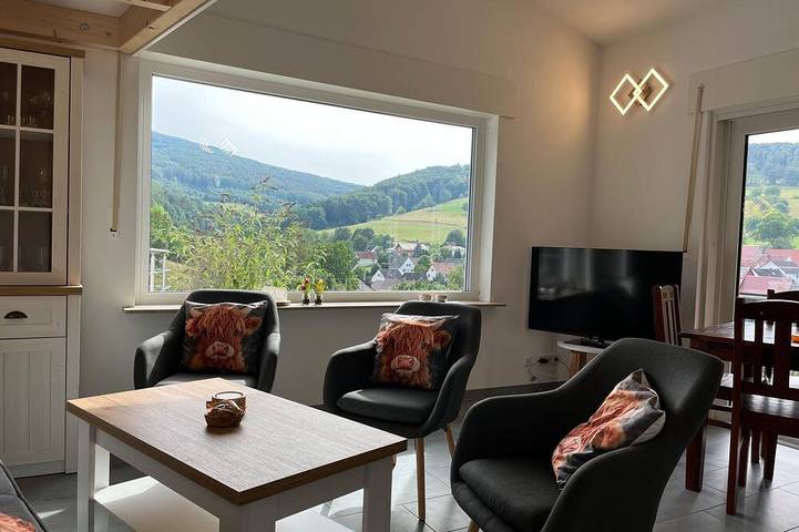 Ferienhaus für 8 Personen, mit Balkon und Garten
