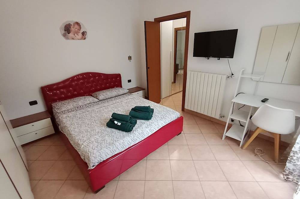 Apartamento entero, Neaga's House Cir:108028-Lni-00024 Cod:Structure:T00630 Cin:It108028C20Bs9Had7 in Lissone, Brianza