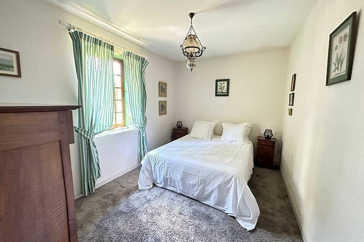 Location de vacances pour 19 personnes, avec jardin, animaux acceptés à La Laupie - 3