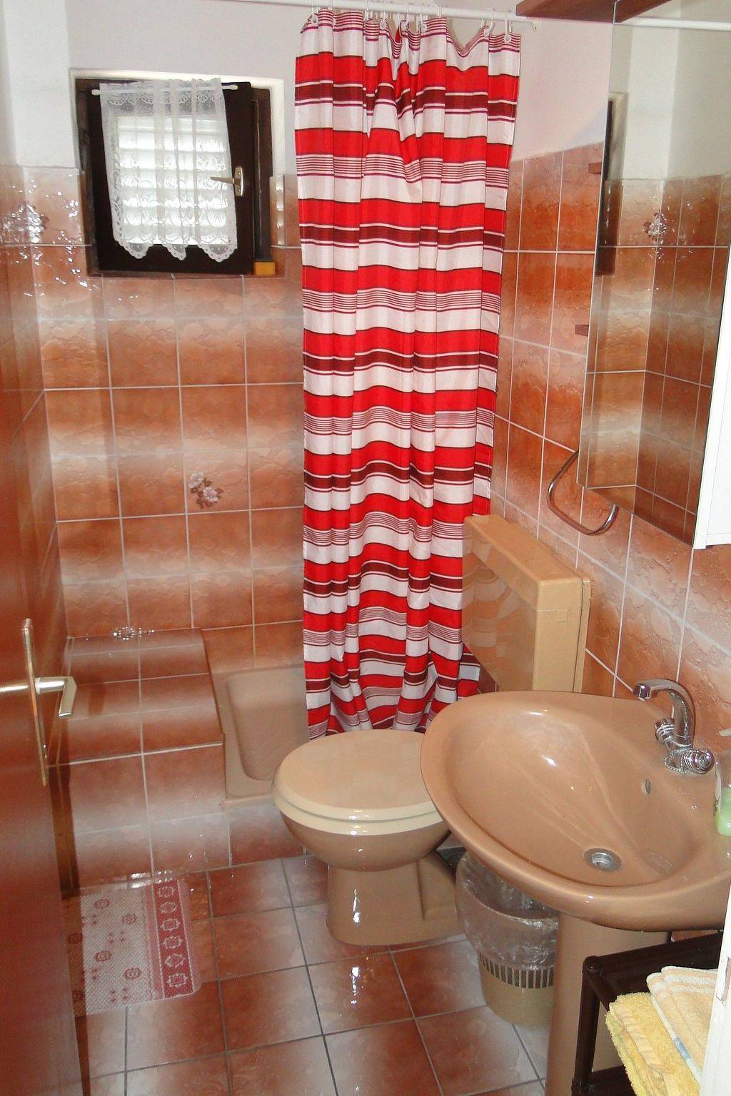 Cały apartament wypoczynkowy, Zimmer Radojka 1 in Primošten, Żupania szybenicko-knińska