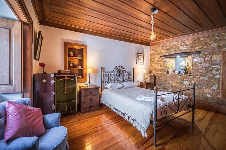 Gîte pour 4 personnes, avec jardin dans Alvares - 3