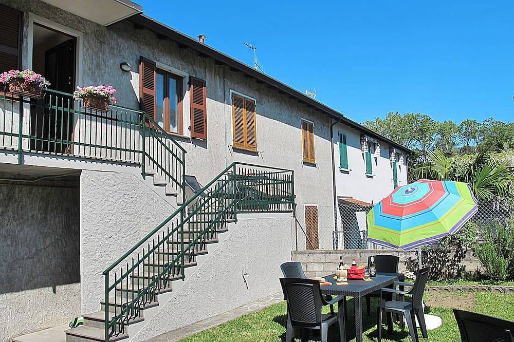 Casa Savina in Dervio, Comomeer