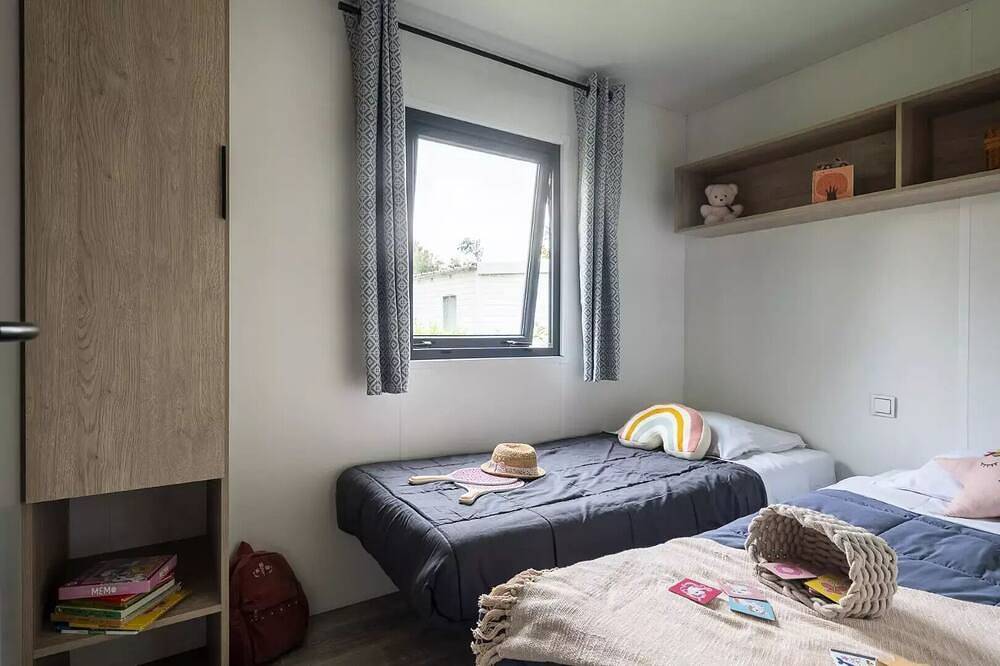 Mobil-Home Presta+ Tribu 7 Pièces 12 Personnes Climatisé + Tv in Lannion, Ceinture Dorée