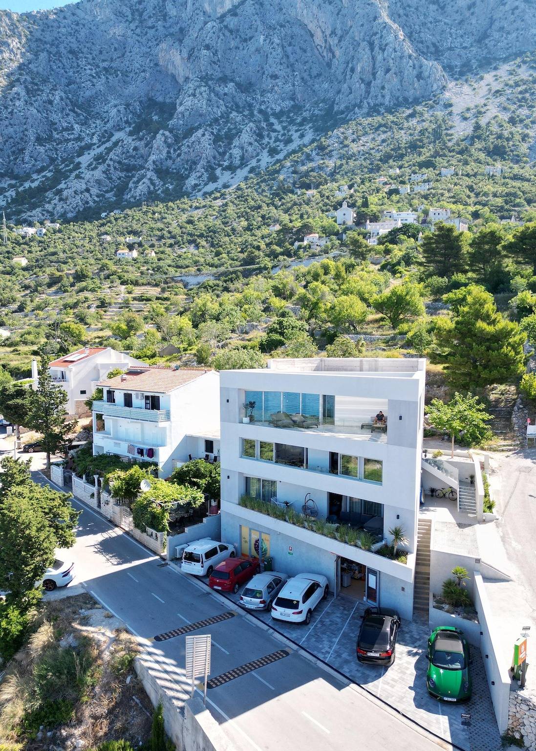 Cijeli apartman, Četverosobni apartman s terasom i pogledom na more Drašnice, Makarska A-21341-b in Drašnice, Makarska rivijera