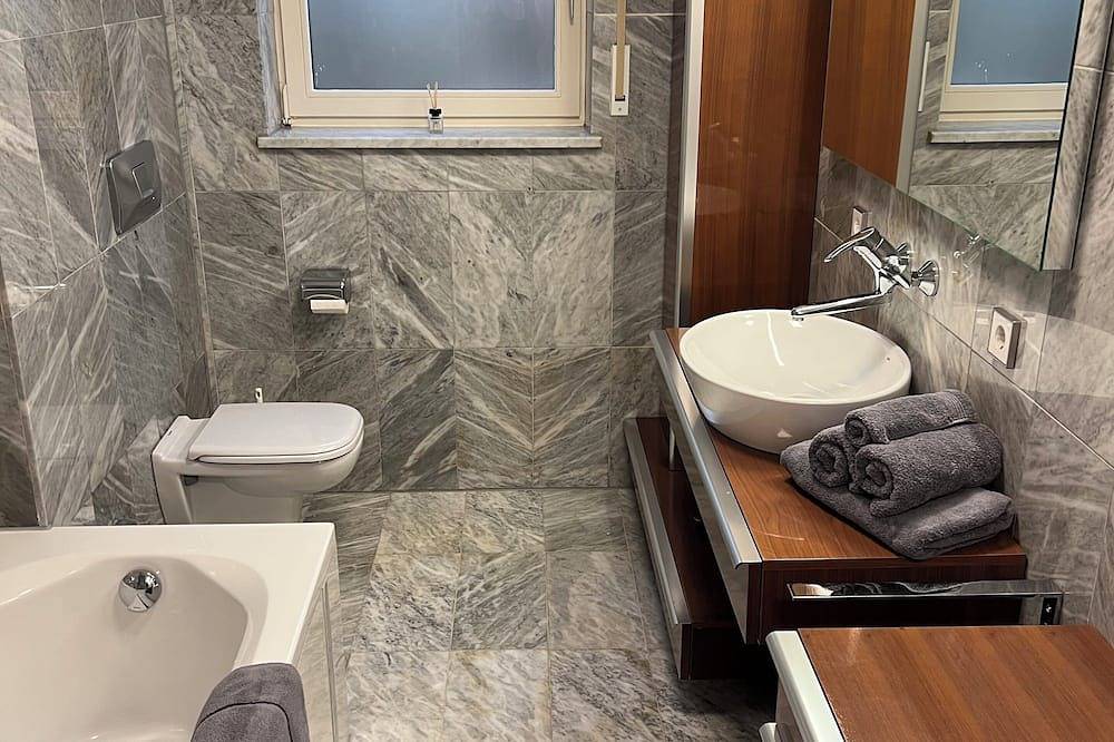 Appartement entier, Cozy apartment for business travellers or a small family in Pforzheim, Forêt Noire du Nord