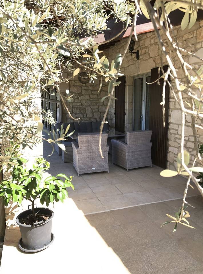 Gîte pour 12 personnes, avec jardin ainsi que terrasse et piscine à Barjac - 4