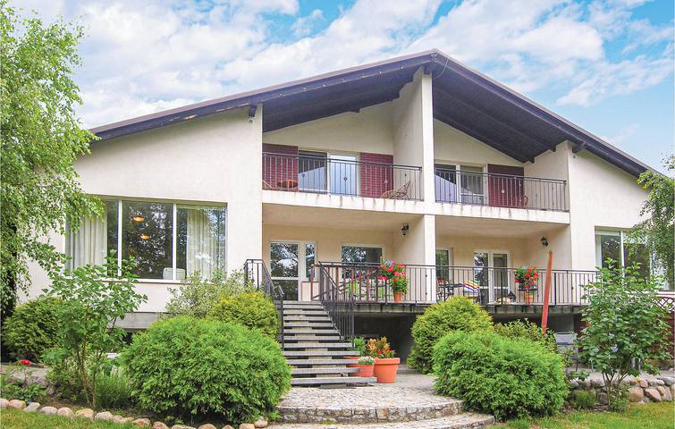 Casa de vacaciones para 8 personas, con piscina además de terraza y vistas al lago - 1