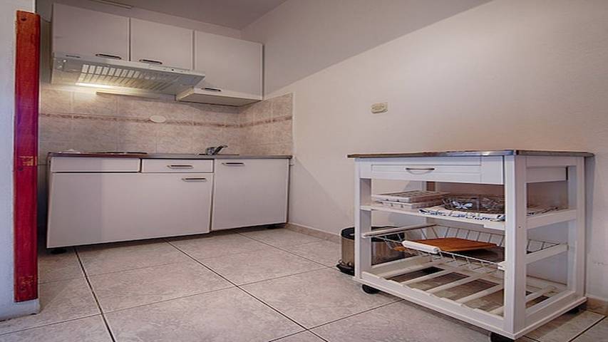 Gîte pour 3 personnes, avec balcon dans Lastovo - 2