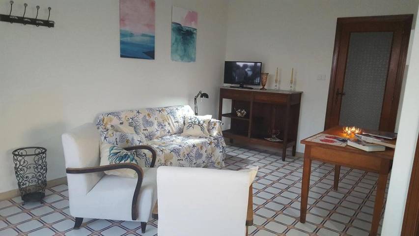 Casa vacanza per 5 persone, con giardino e panorama, con animali domestici in Riposto
