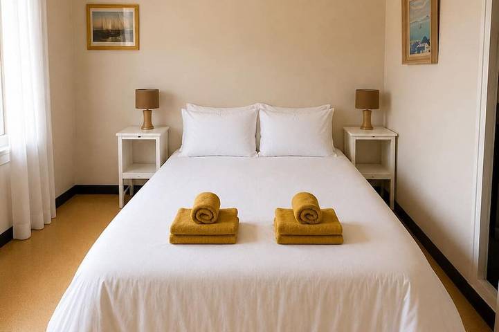Location de vacances pour 8 personnes dans Plage de la Madrague - 3