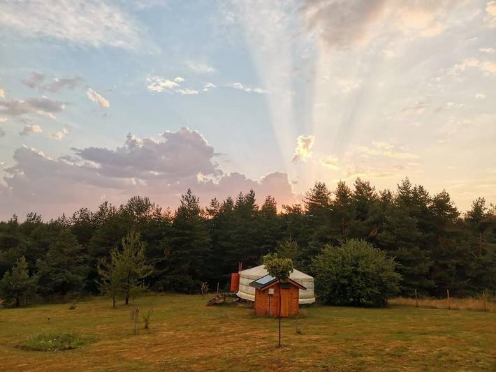 Namiot dla 5 osób, z Ogród i Widok w Sofia