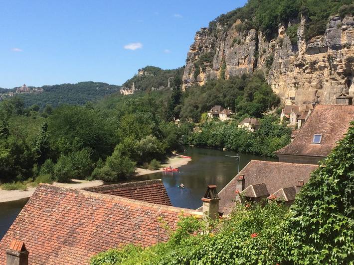 Gîte pour 8 personnes, avec piscine à Cénac-et-Saint-Julien