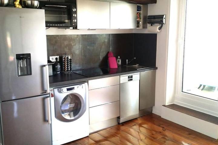 Gîte pour 3 personnes, avec vue et terrasse, animaux acceptés dans Plage Chambre d'Amour - 4