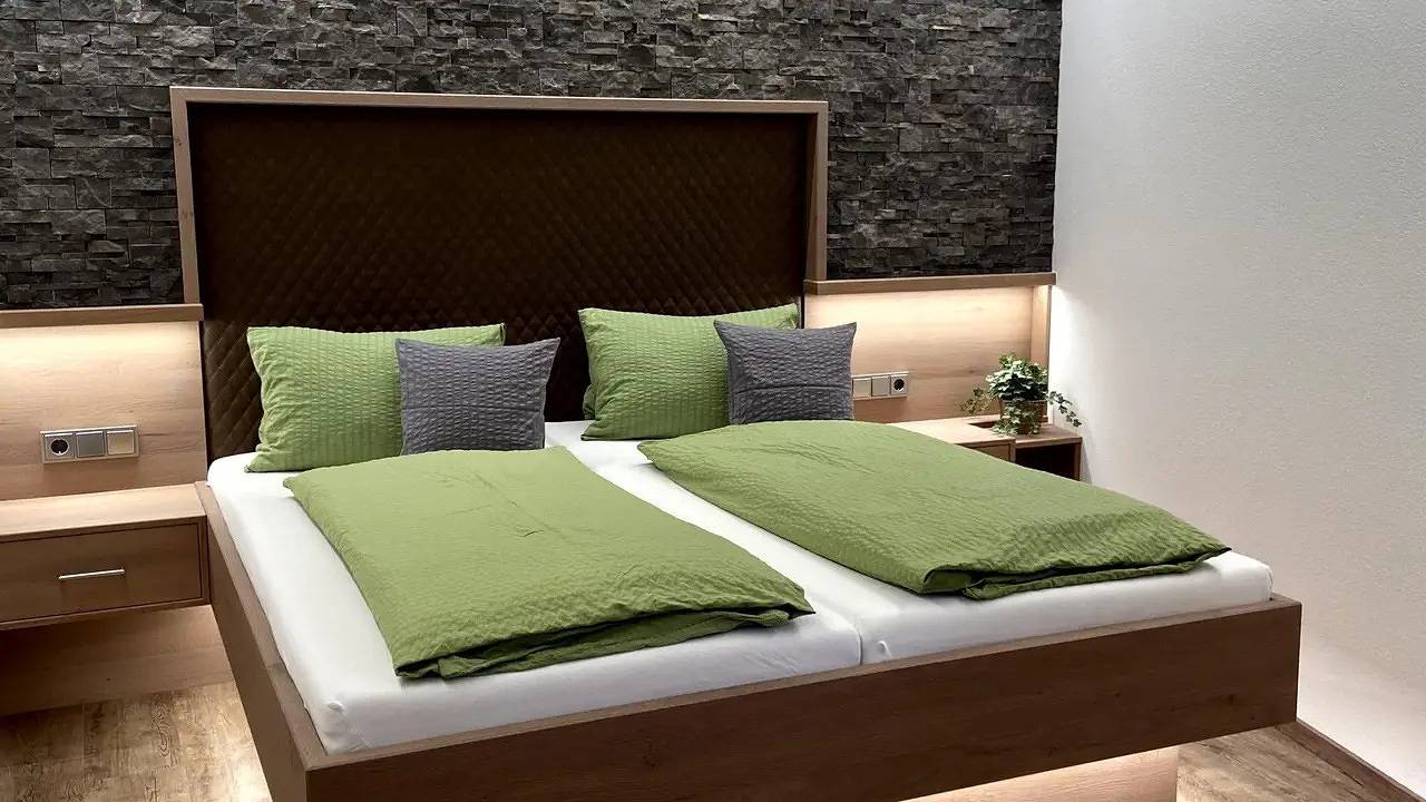 Geheel vakantieappartement, Vakantieappartement voor 2 personen met tuin in Alpbach, Kaisergebirge