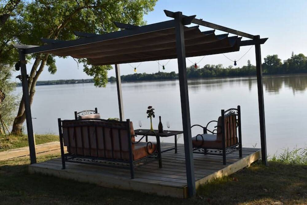 Appartement entier, Coin de paradis en bord de Dordogne 4 in La Rivière, Région de Libourne