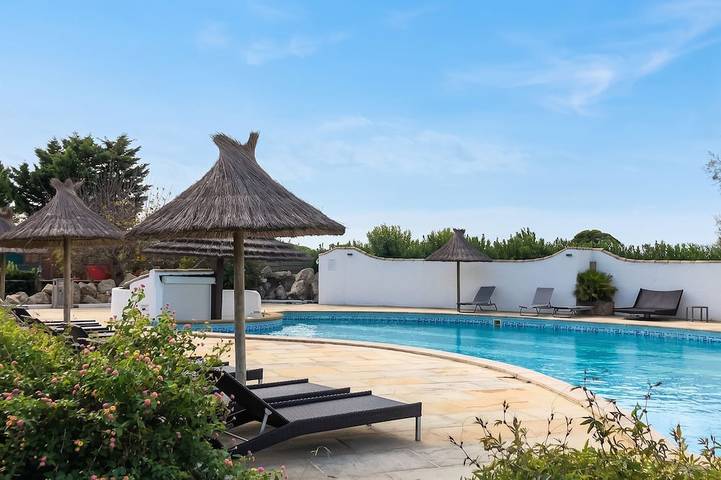 Bungalow pour 2 personnes, avec Terrasse et Piscine à Saintes-Maries-de-la-Mer