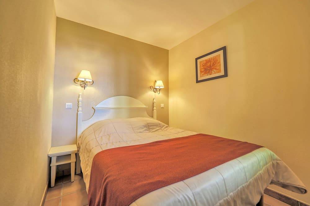 Entire apartment, Ppt Avec 2 Chmbr+piscine+terrasse+prkng+wifi+golf in Ciboure, Bayonne region