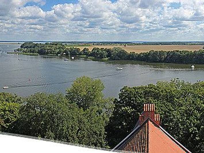 Ferienwohnung für 4 Personen, mit Balkon an der Müritz