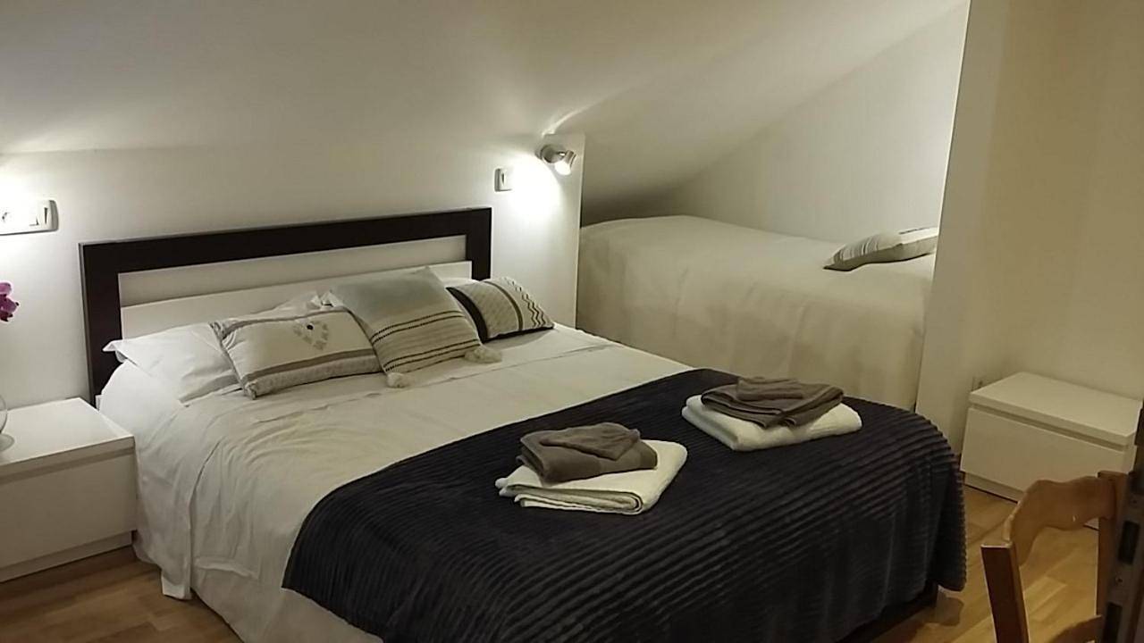 Family Room with Private Bathroom in Saint-Hilaire-de-Riez, Vallée de la Loire
