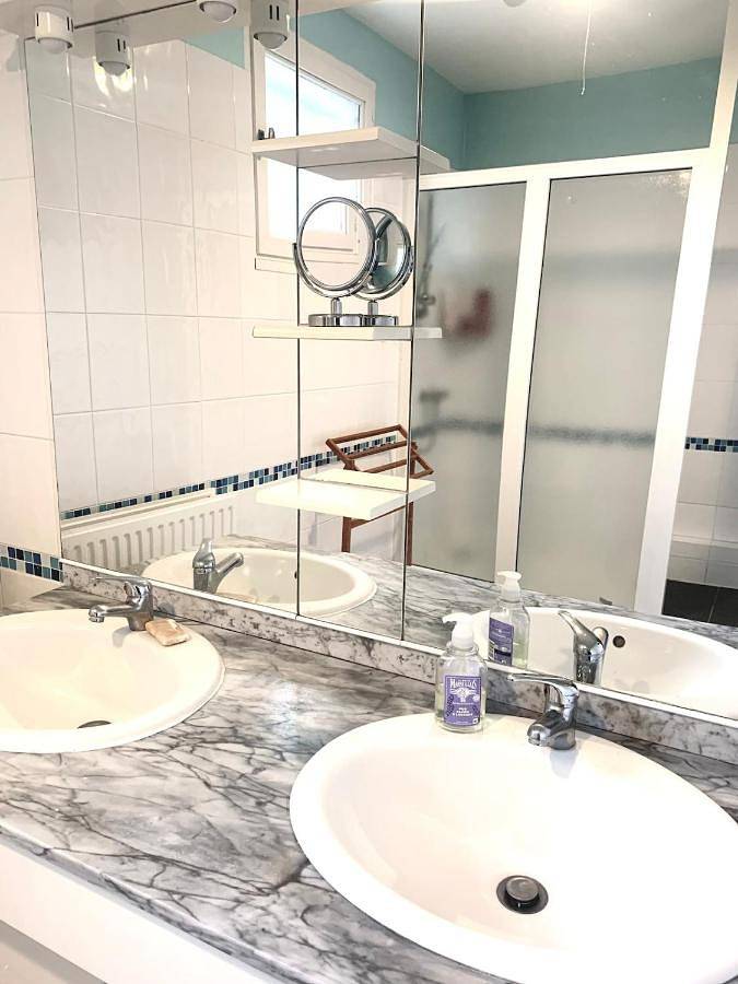 Gîte pour 2 personnes, avec jardin à Saint-Quentin-de-Chalais - 3