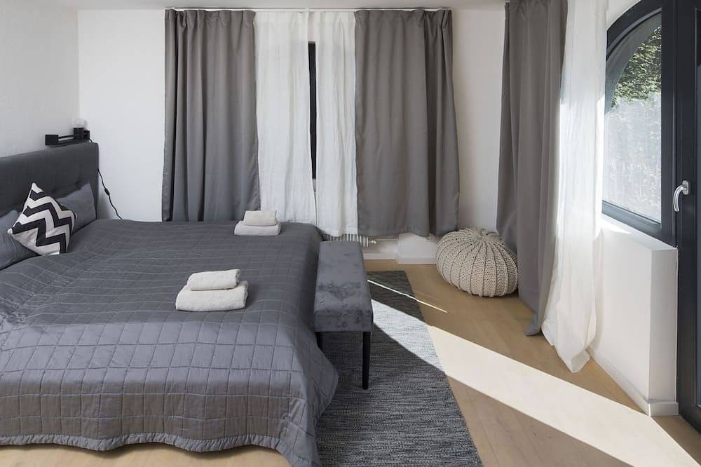 Ganze Wohnung, Ferienwohnung Gartengeschoss, ca. 50qm, 1 Schlafzimmer, max. 3 Personen in Alpirsbach, Kinzigtal