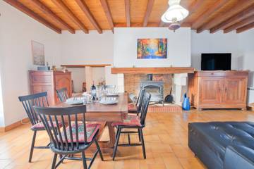 Ferme pour 4 Personnes dans Saint-Méard-de-Drône, Périgord Vert, Photo 2