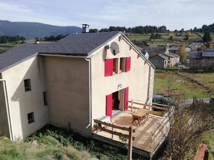 Location de vacances pour 9 personnes, avec terrasse et vue à Fontrabiouse - 4