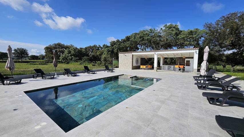 Chalet para 12 personas, con jardín y terraza en Extremadura - 3