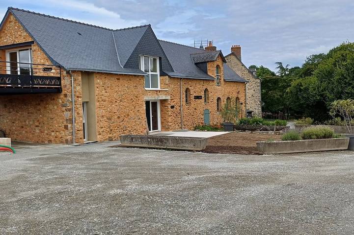 Gîte pour 4 personnes à Ahuillé