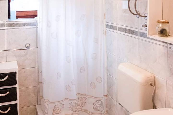 Ganze Wohnung, 2 bedroom cozy apartment in Srb in Gračac, Zadar