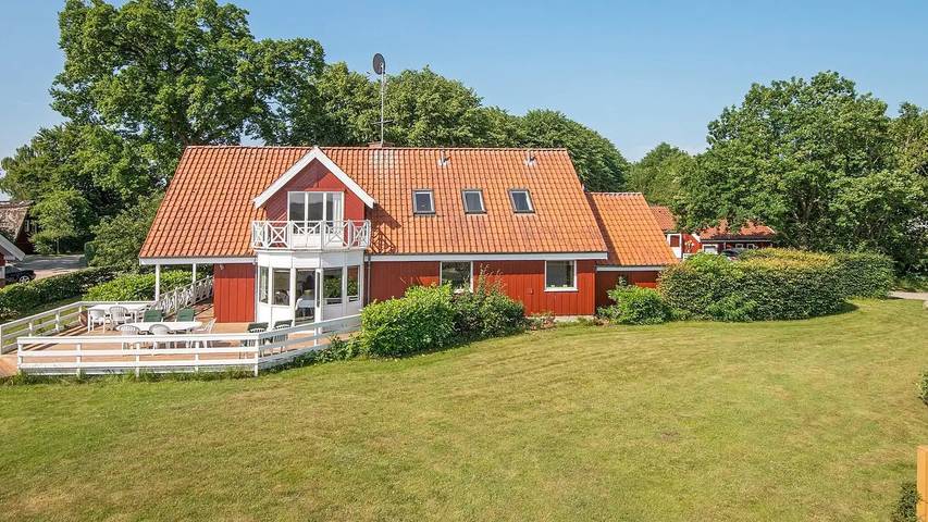 Ferienhaus für 9 Personen, mit Terrasse und Whirlpool in Kelstrup Strand