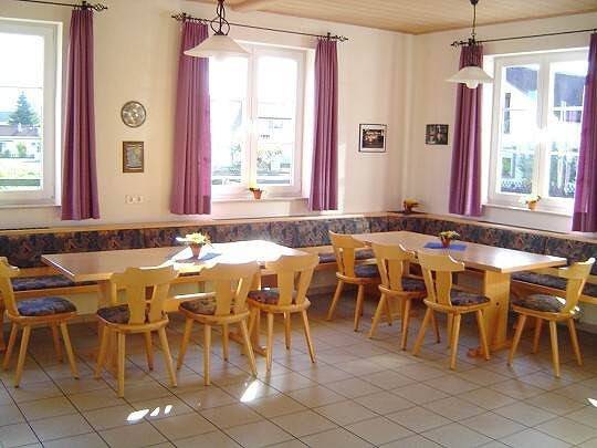 Ganze Ferienwohnung, Wanderheim Welland - Drei-, Vier- oder Mehrbettzimmer in Aalen, Schwäbische Ostalb