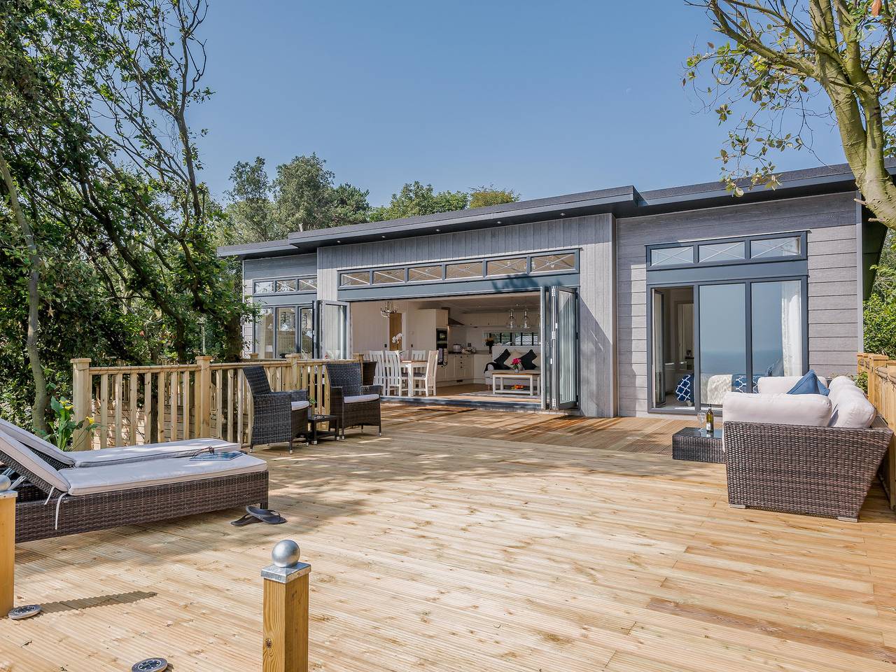 Beach Retreat in Lowestoft, Sunrise Coast