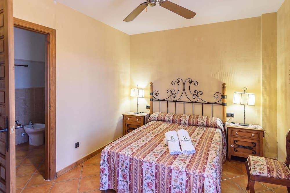 Sierra Tejeda - Casa de las Flores Alcaucín by Ruralidays in Alcaucín, Provincia de Málaga