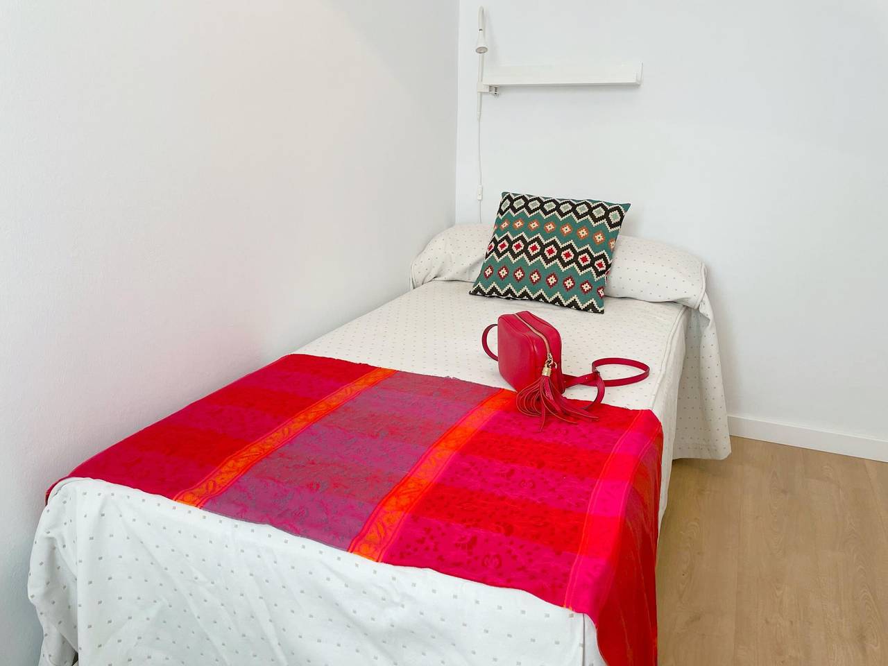 Entire apartment, Cozy 3-bedroom apartment, historic center of Jerez in Jerez de la Frontera, Costa de la Luz