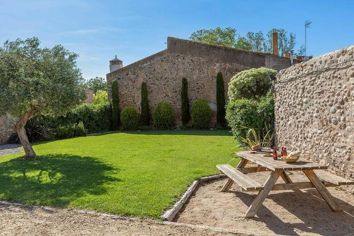 Casa rural para 18 personas, con jardín y piscina en Ventalló - 4