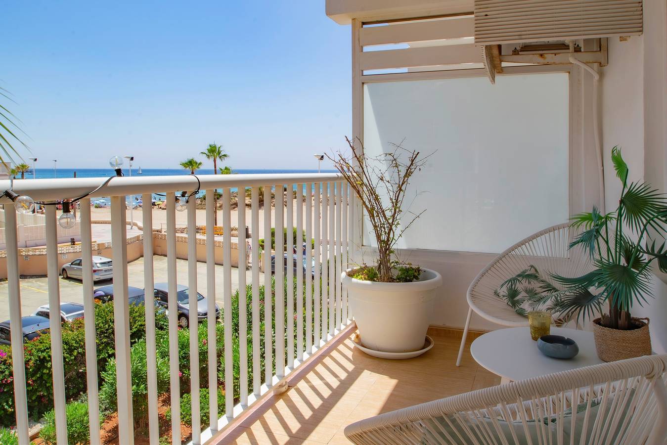 Apartamento entero, Apartamento 'Playa Arenal Grupo Terra De Mar' con vistas al mar, Wi-Fi y aire acondicionado. in Platja de l'Algoleja (Calpe), Calpe