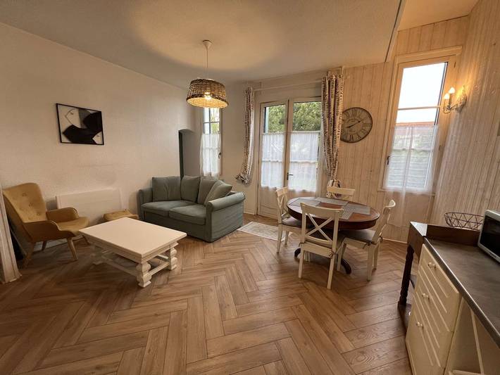 Apartamento vacacional entero, Charming, cozy apartment with garden in the heart of Soulac-sur-Mer in Soulac-sur-Mer, Parque natural regional del Médoc